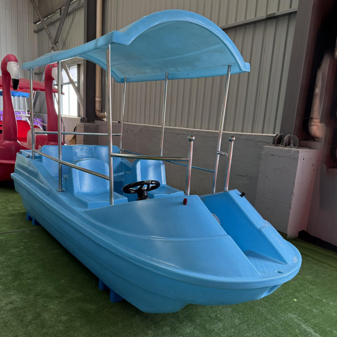 When the hull of an electric boat is damaged, it should be repaired promptly.